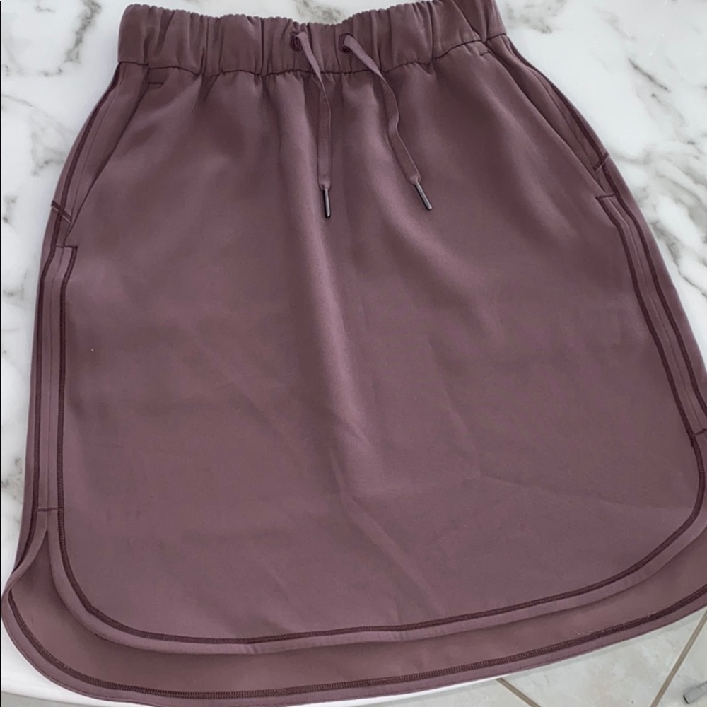 Lululemon on the fly skirt